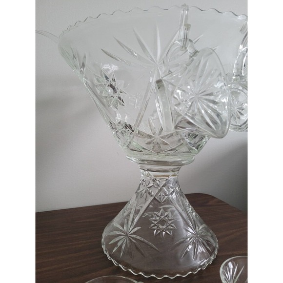 ANCHOR HOCKING Early American Prescut 700/674 Punch Bowl Set with cups ladle - Picture 7 of 14